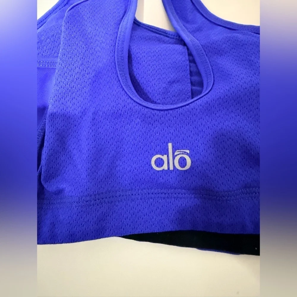 Alo Yoga Blue Sports Bra size S